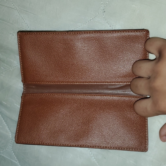 A authentic Louis Vuitton wallet - Picture 4 of 4